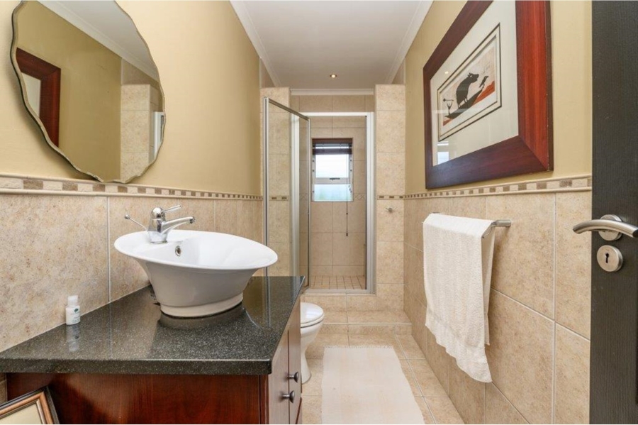 4 Bedroom Property for Sale in Lovemore Park Eastern Cape